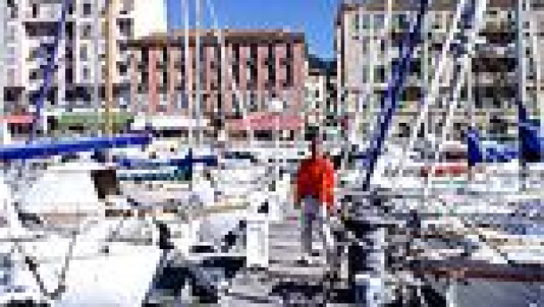 Ministry proclaims tenders for marinas