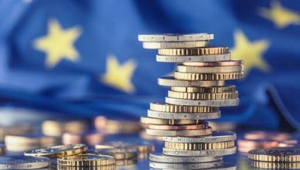 EU to fund projects on public administration, renewables and digital finance