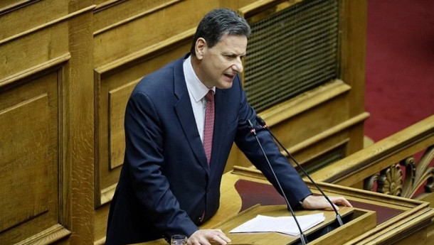 Greek economy will not fall into recession, minister says