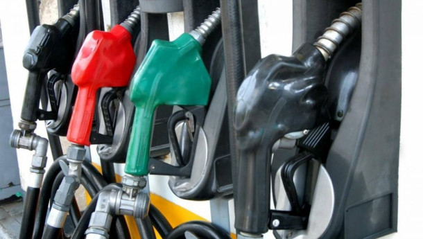 Sales at petrol stations down 7.5% in December