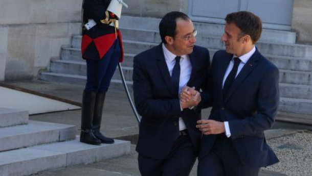 Macron expresses support to Christodoulides' efforts on Cyprus issue