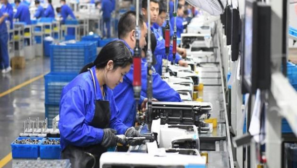 China's industrial profits rebound sharply as economy stabilizes