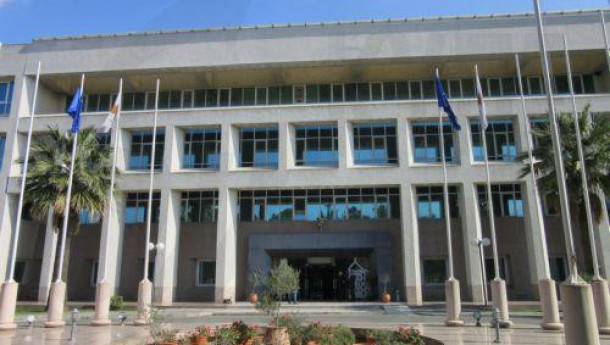 Cyprus activates ESTIA plan for reception and repatriation of foreign citizens