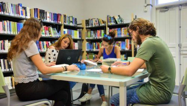 Eurostat: 59,2% of young people in Cyprus had tertiary education in 2022