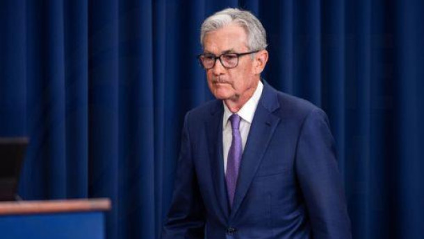 Powell flags rising risks to jobs while avoiding rate-cut timing