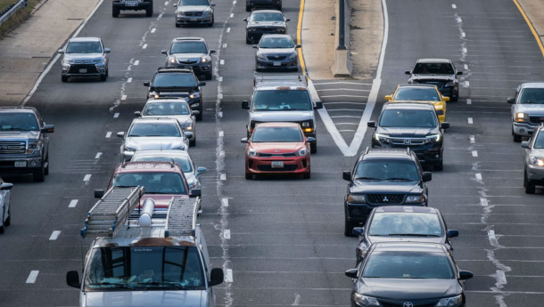 Number of vehicles requiring airbag replacement 