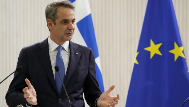 Mitsotakis mulls selection of Greece’s president: Maybe same president