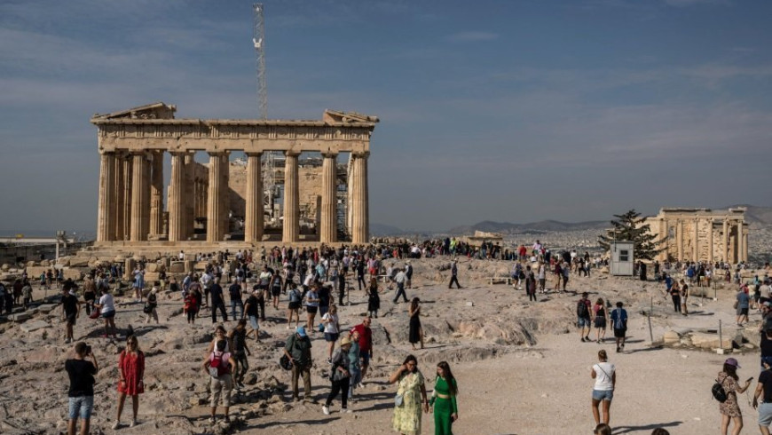 Over 26.4 mln tourists visited Greece in the period Jan.-Oct.