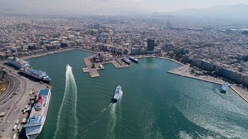 Indian premier Modi sees Greek port Piraeus gateway to Europe