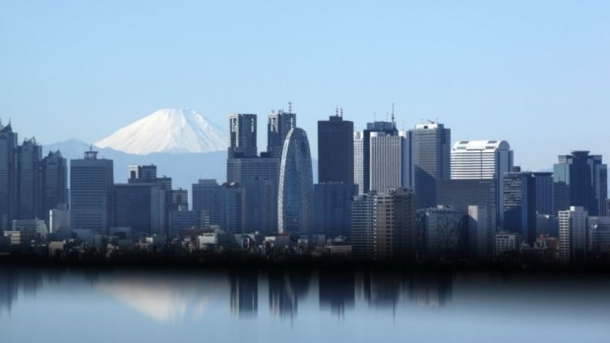 Top Japan bank builds startup fund as policy push lures lenders