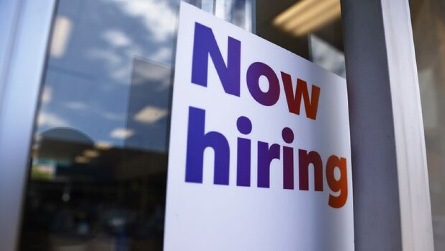 US job openings rise to three-month high but fewer workers quit