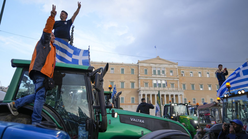 Rally concludes, farmers with tractors leaving on Wednesday morning