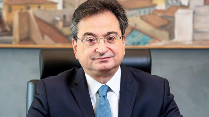 Eurobank chief: Hellenic and Eurobank merger “when conditions are ripe”