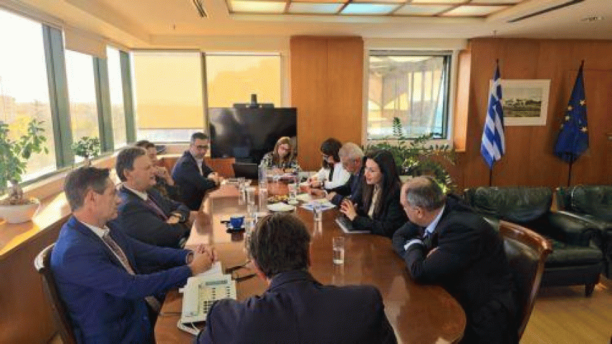 Cyprus and Greece Environment Ministers discuss strategic cooperation