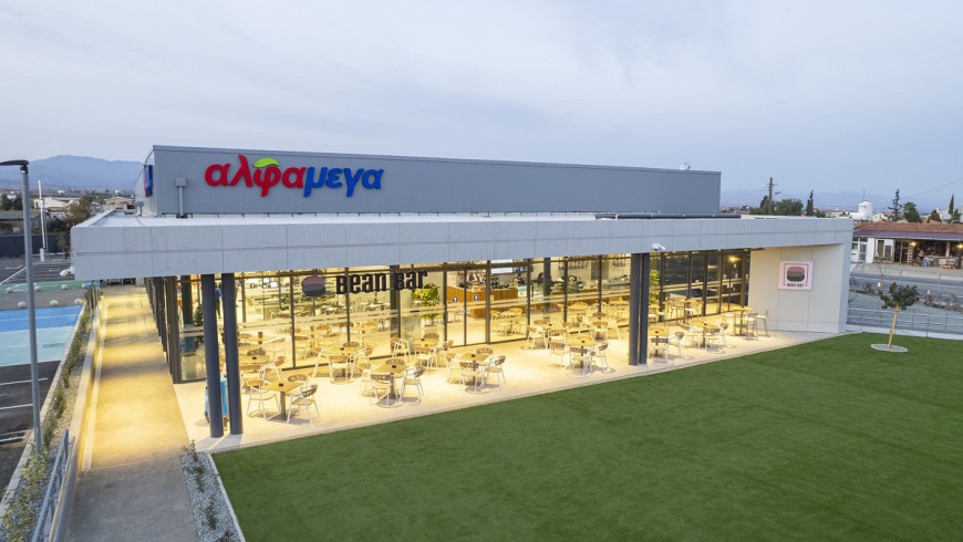 New Alphamega Hypermarkets’ store opens in Astromeritis