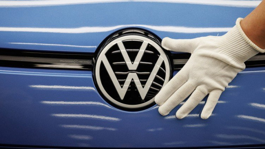 Τα βρίσκουν εργαζόμενοι και Volkswagen