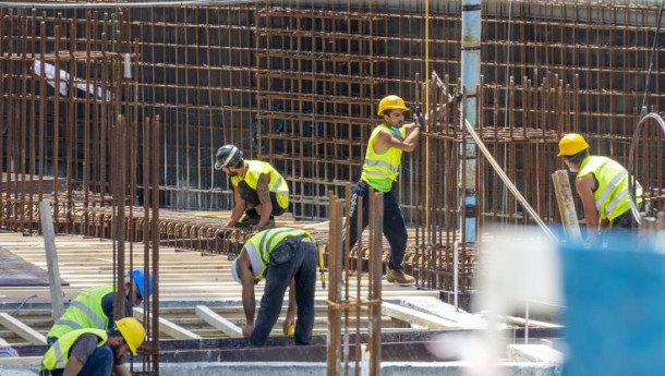 Μειωμένες οι τιμές παραγωγού στη βιομηχανία