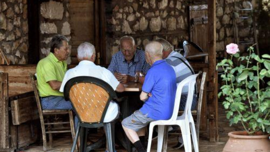 Λήψη ουσιαστικών μέτρων αντιμετώπισης της ακρίβειας το 2025 ζητά η ΕΚΥΣΥ