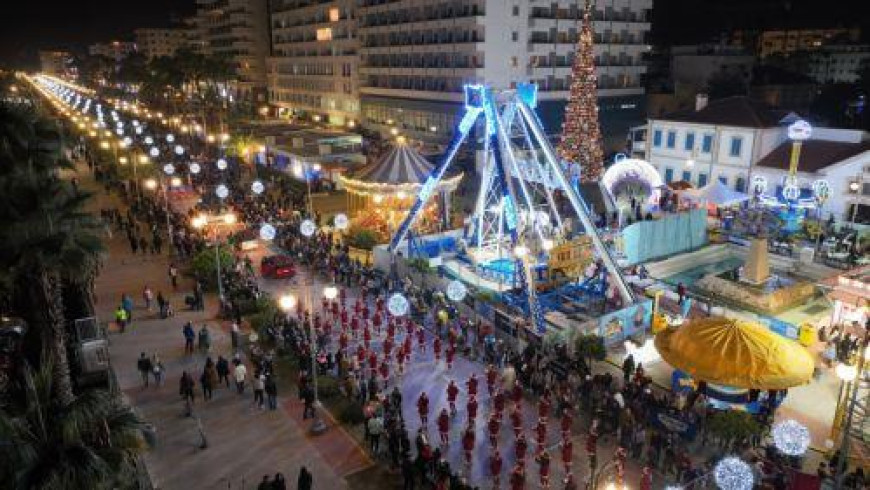 Ικανοποιημένοι καταναλωτές και έμποροι από την κίνηση τις γιορτές